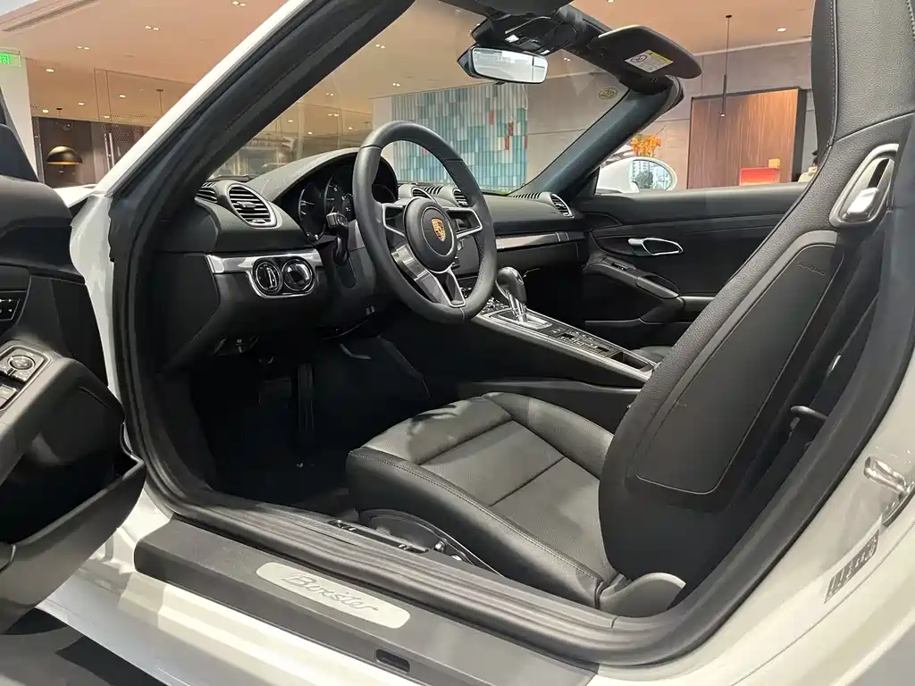 Porsche 718 Boxster 2.0 T