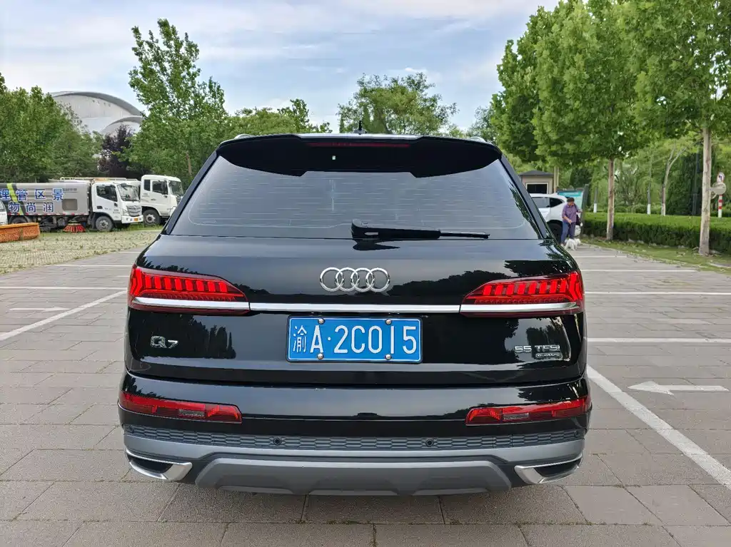 Audi Q7 55 TFSI quattro S line Sport