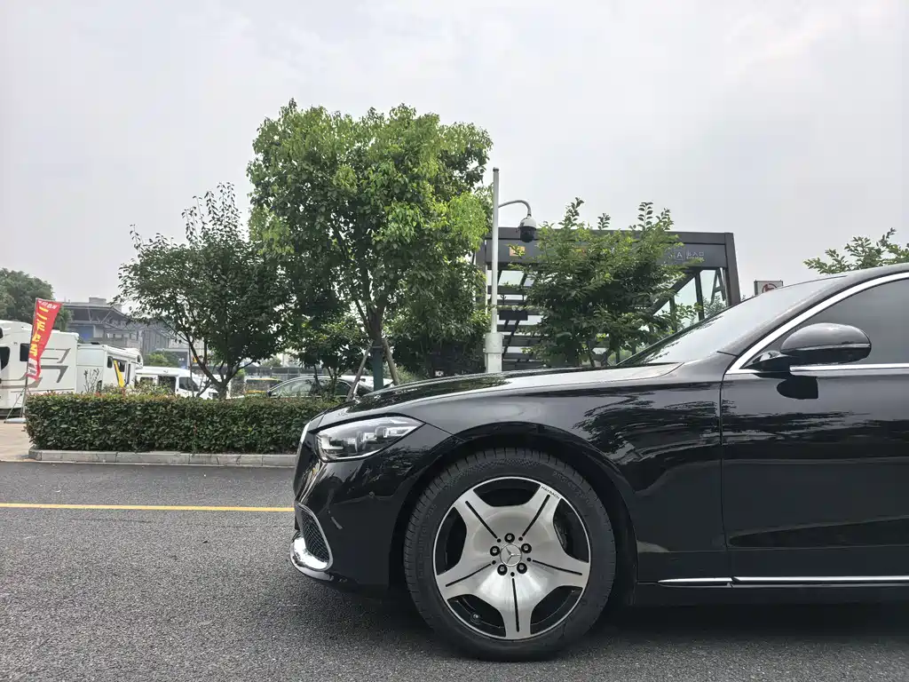 Maybach S-Class S 480 4 MATIC