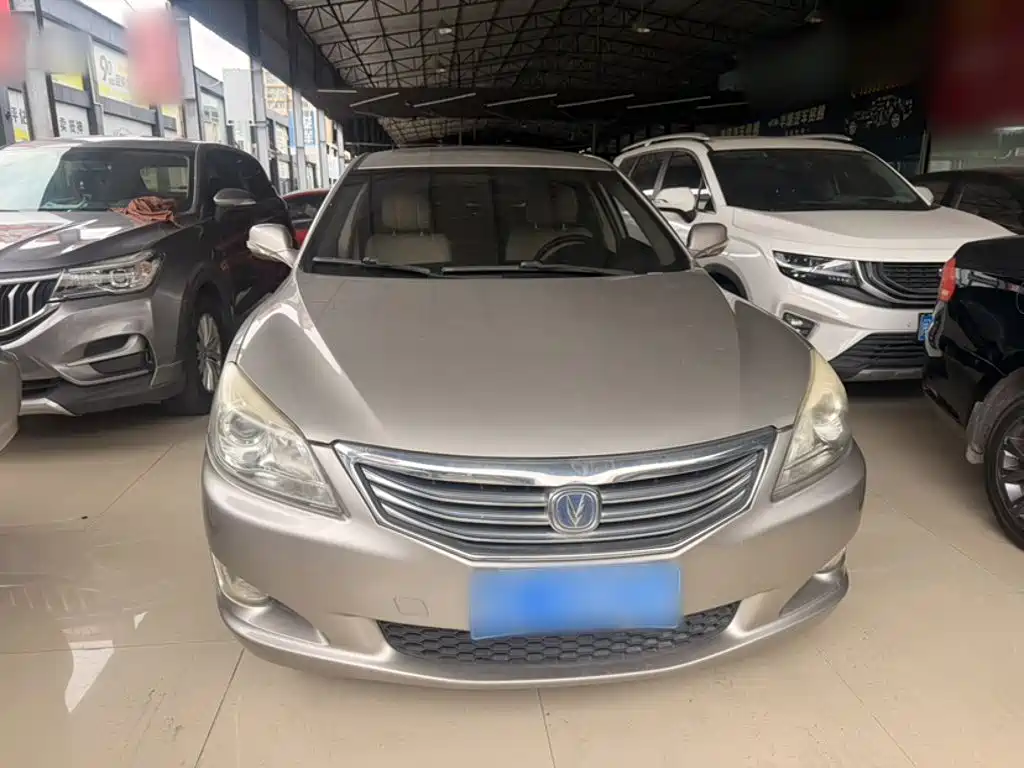 Raeton 睿骋 2013款 1.8 T 自动精英型 国V