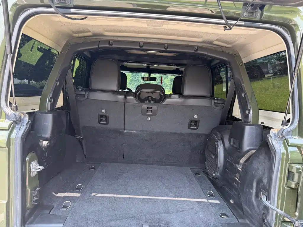Wrangler 2.0 T Rubicon 4-door