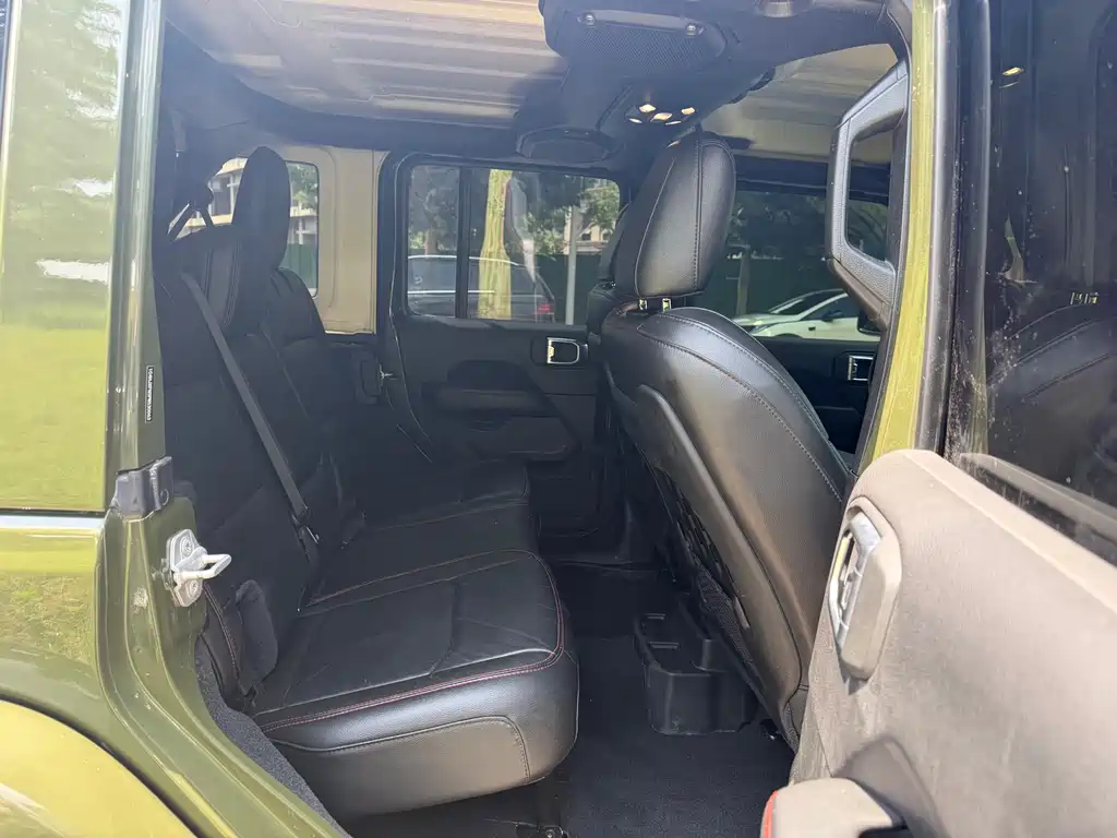 Wrangler 2.0 T Rubicon 4-door