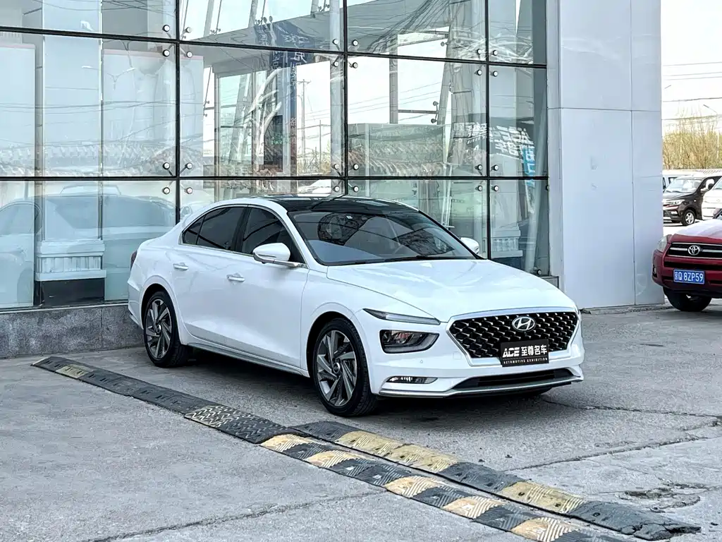 Mistra 270 TGDi DCT TOP Flagship
