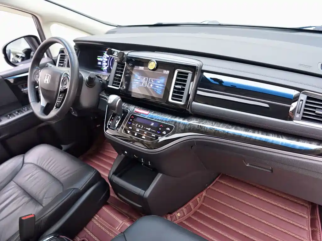 Elysion 2.0 L Hybrid Luxury