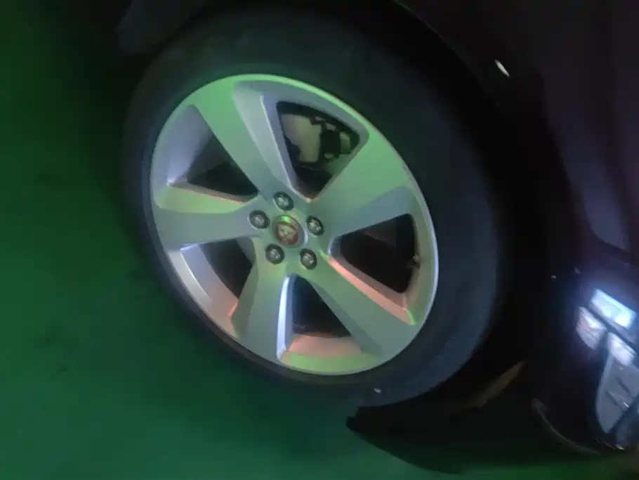 Jaguar XFL XFL 2.0 T P200 2 WD Elite