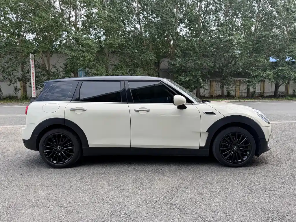MINI CLUBMAN MINI CLUBMAN 2018款 1.5 T COOPER 经典派