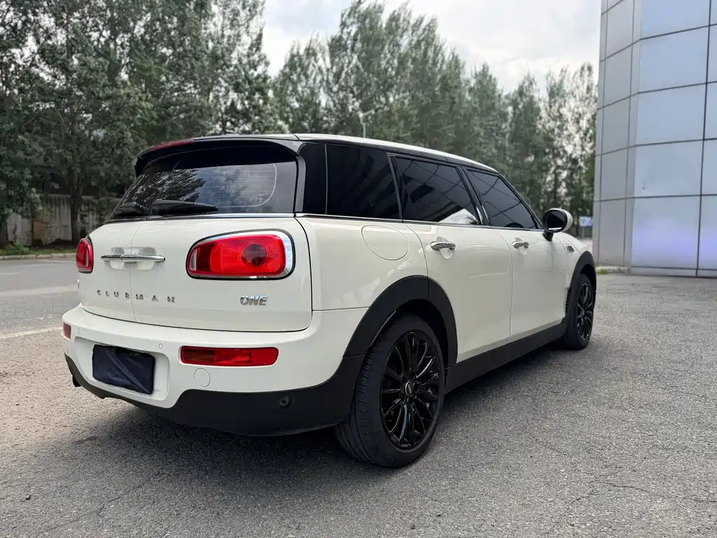MINI CLUBMAN MINI CLUBMAN 2018款 1.5 T COOPER 经典派