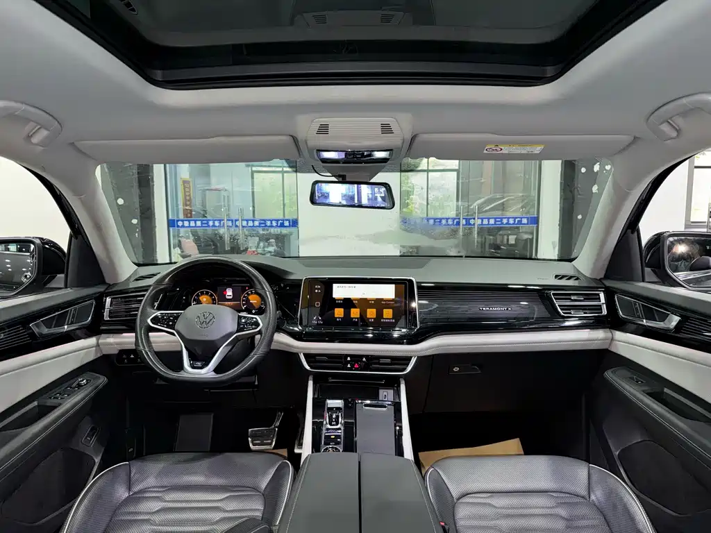 Teramont 途昂 2021款 途昂X 330 TSI 两驱尊崇豪华版