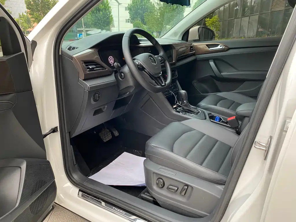 Tharu 280 TSI 2 WD Luxury