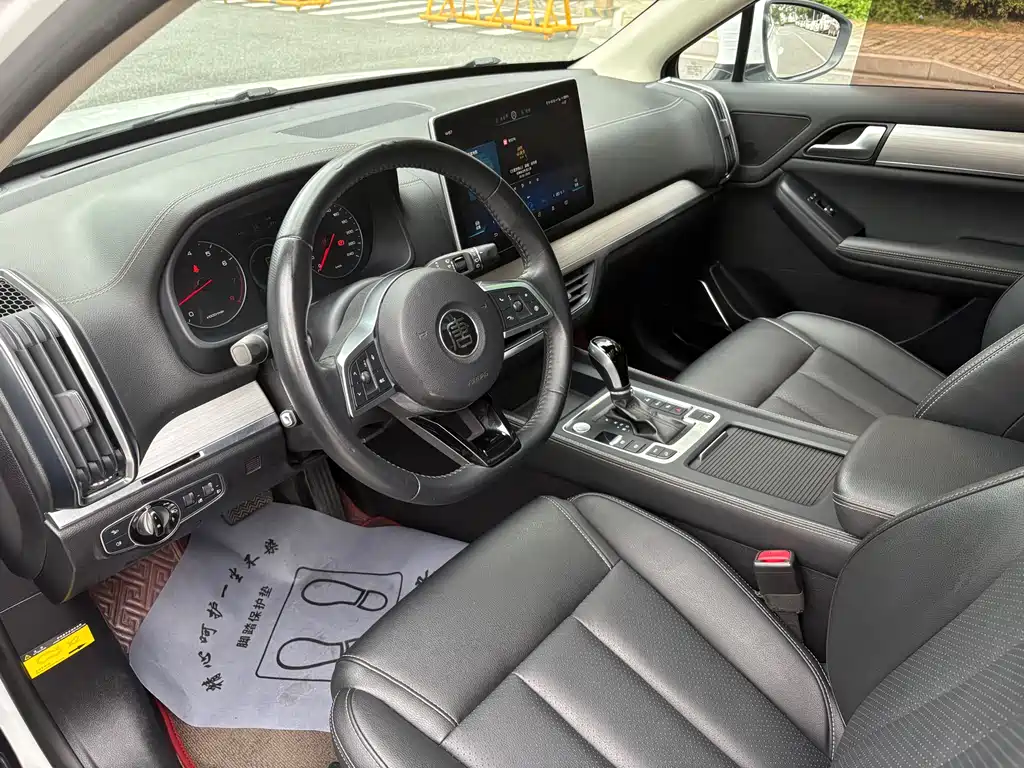 Tang 2.0 T Auto Connected Distinguished 7-seat CN-V
