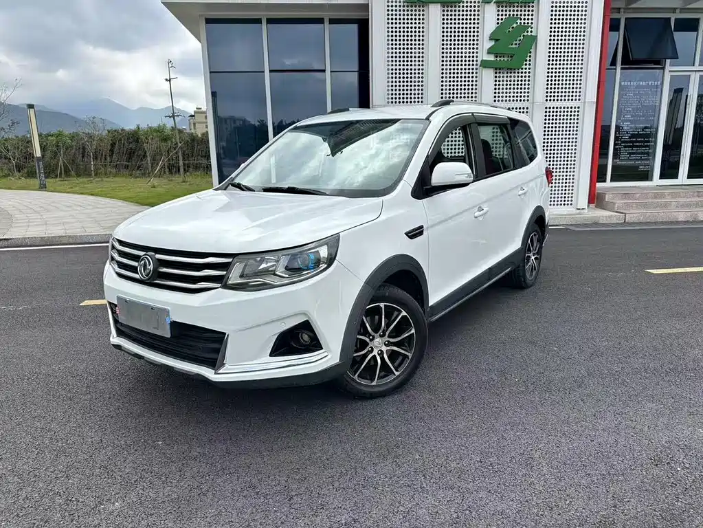 Fengxing SX6 1.6 L Manual Luxury CN-VI