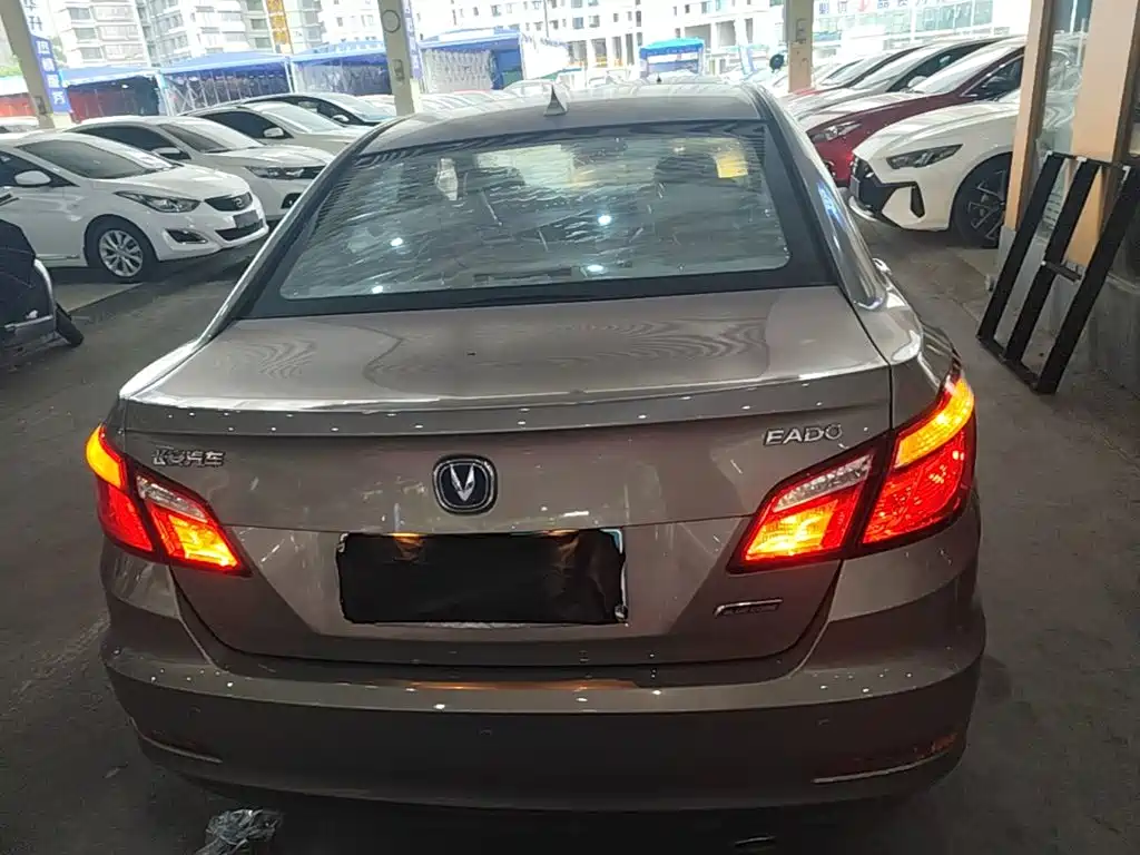 Eado 1.6 L Manual Style