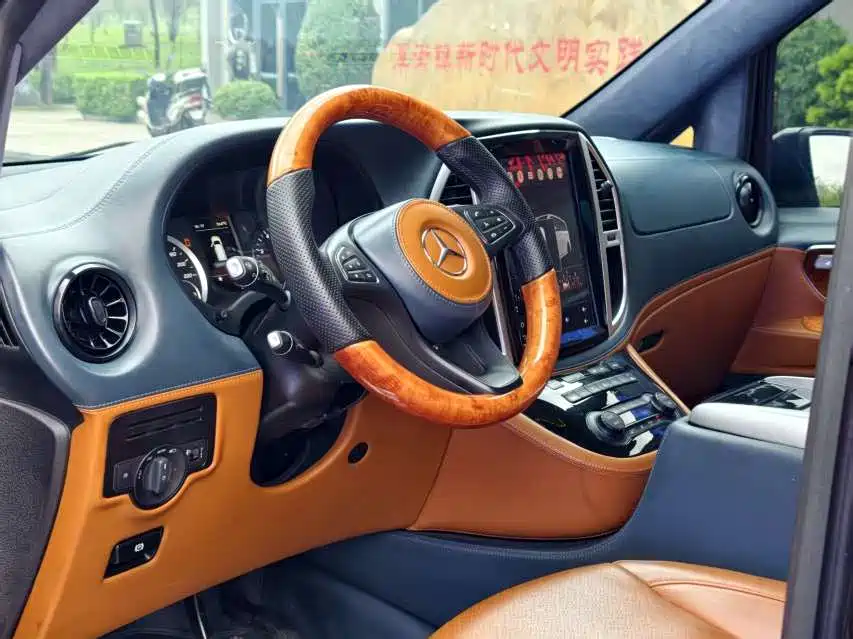 Vito 2.0 T Business 7-seat