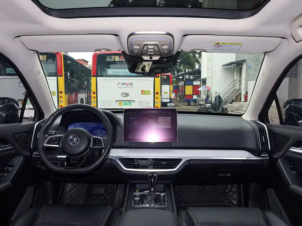 Tang 2.0 T Auto Connected Honored 7-seat CN-VI