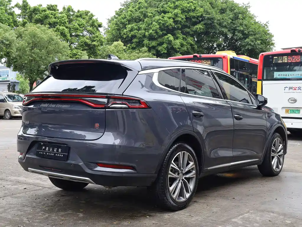 Tang 2.0 T Auto Connected Honored 7-seat CN-VI