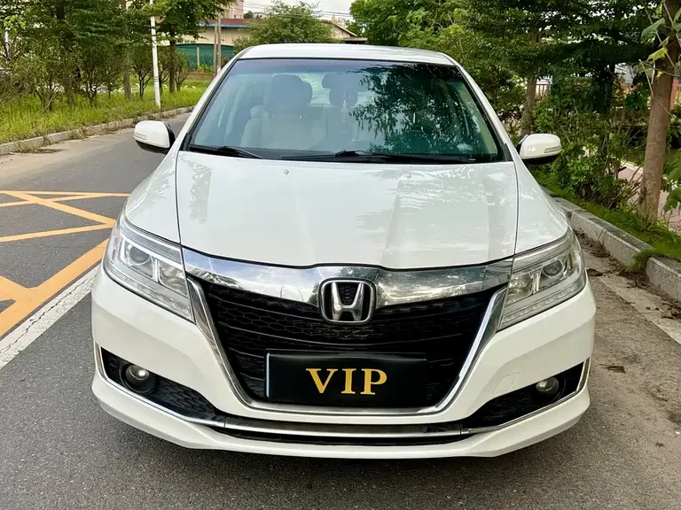 Honda Crider 1.8 L Manual Comfort