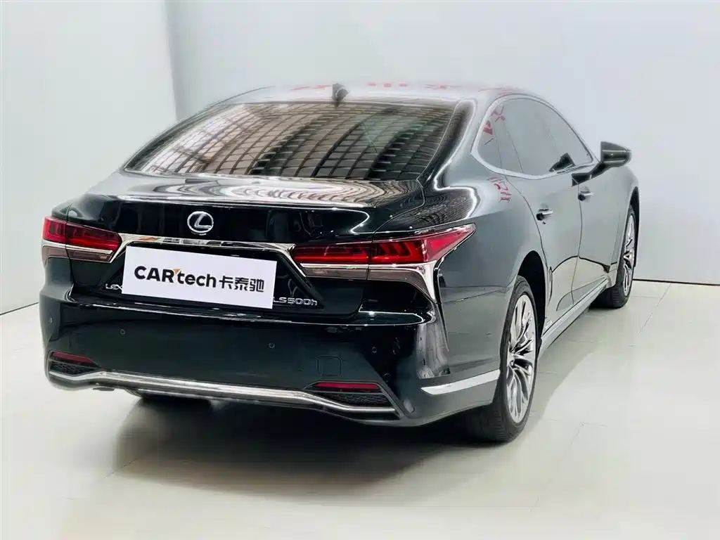 Lexus LS 500 h Executive CN-VI