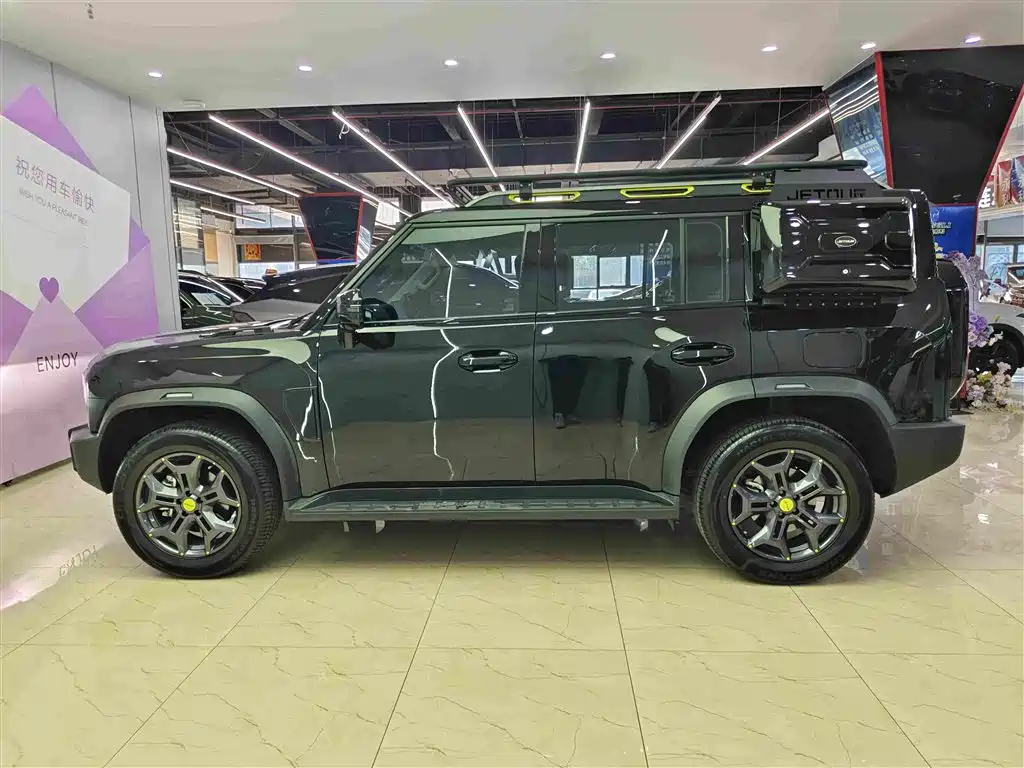 Jetour Traveller 2.0 T 4 WD Cross