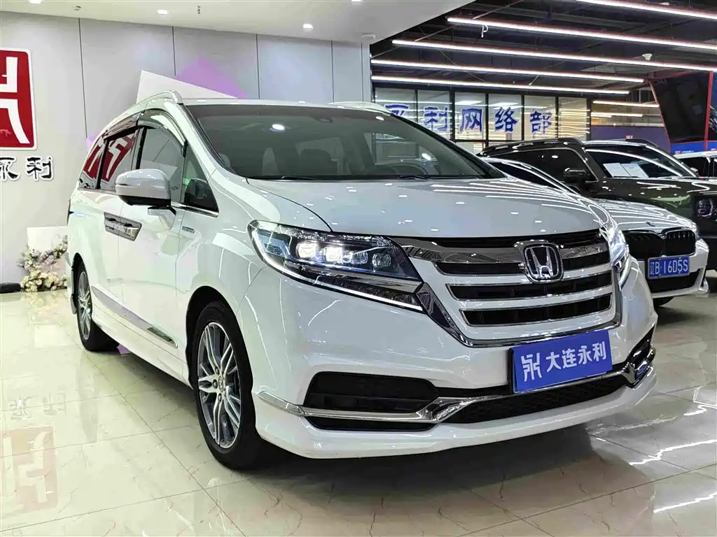 Elysion 2.0 L Hybrid Luxury
