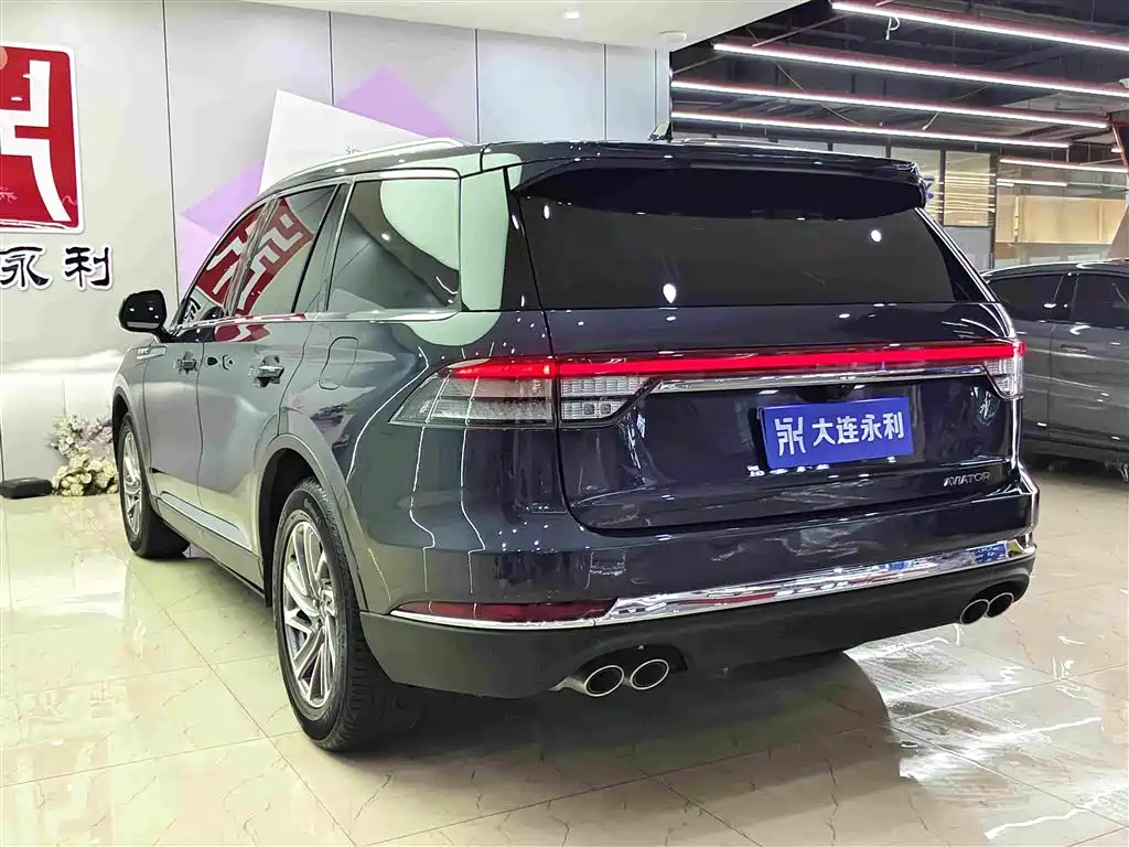 Aviator 3.0 T V6 4 WD Premium