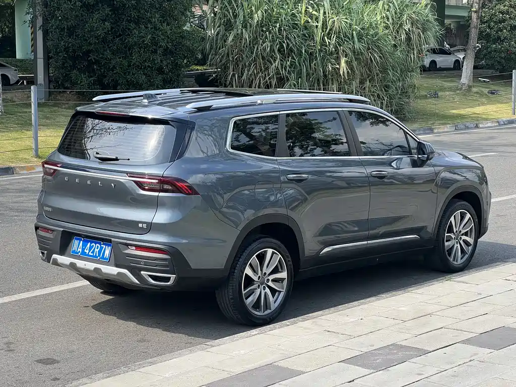 Haoyue 1.8 TD DCT Luxury 7-seat