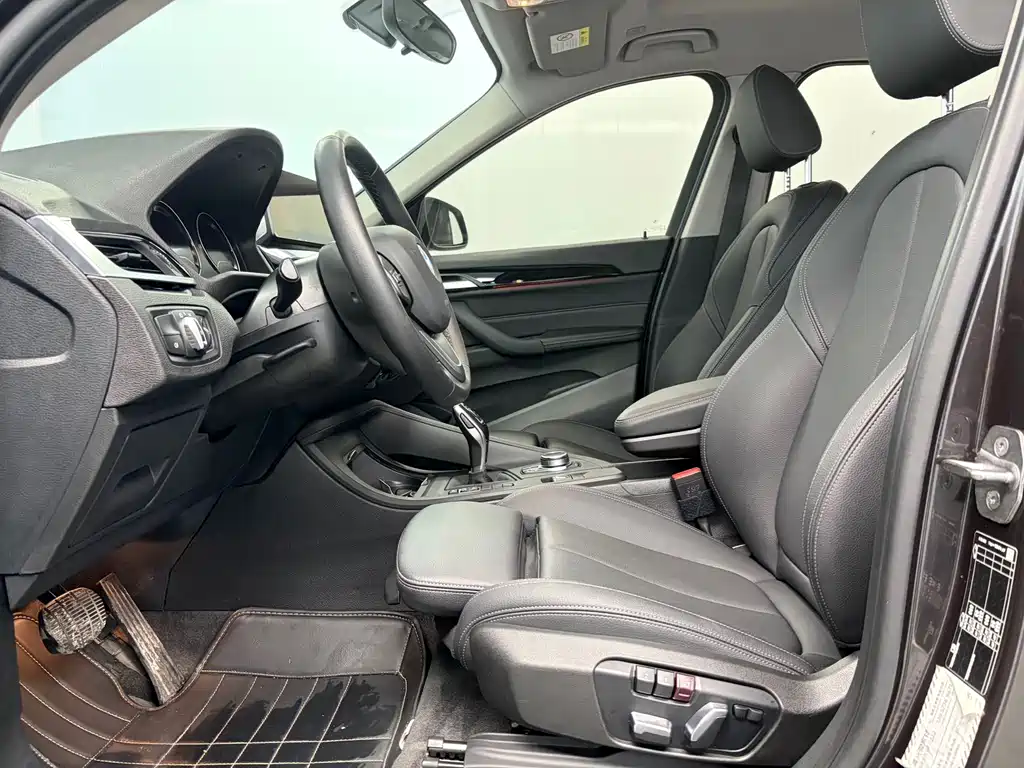 BMW X1 sDrive20 Li Fashion