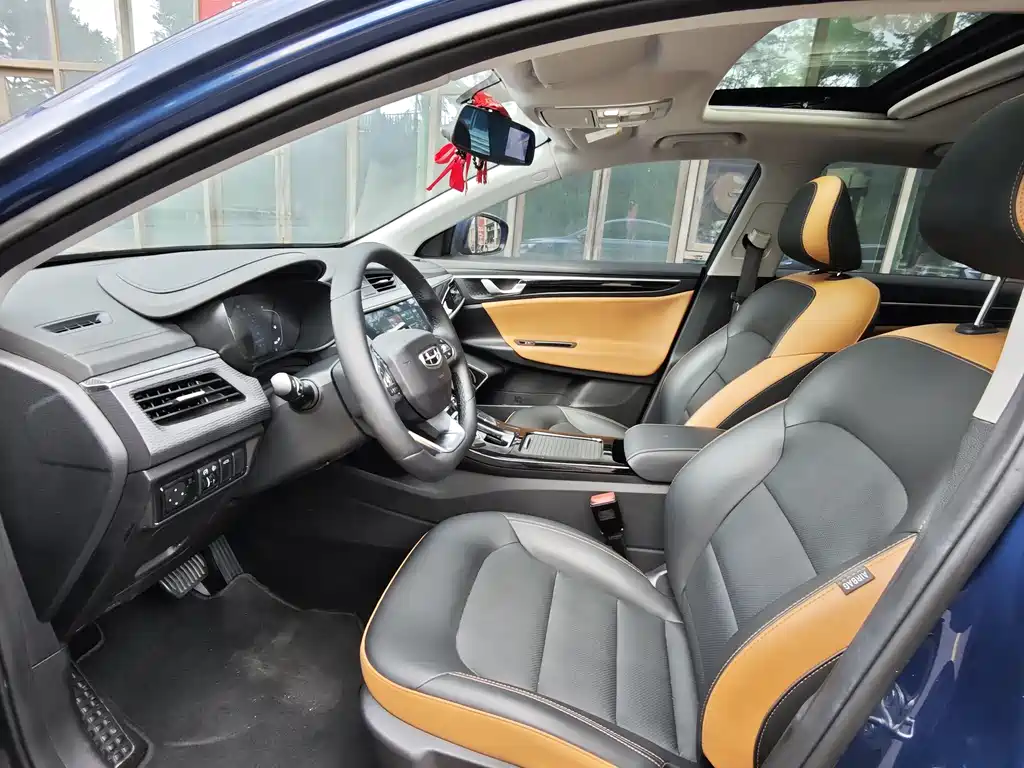 Emgrand GL 1.4 T CVT Luxury