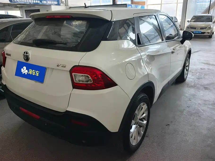 Brilliance V3 1.5 L Manual Comfort