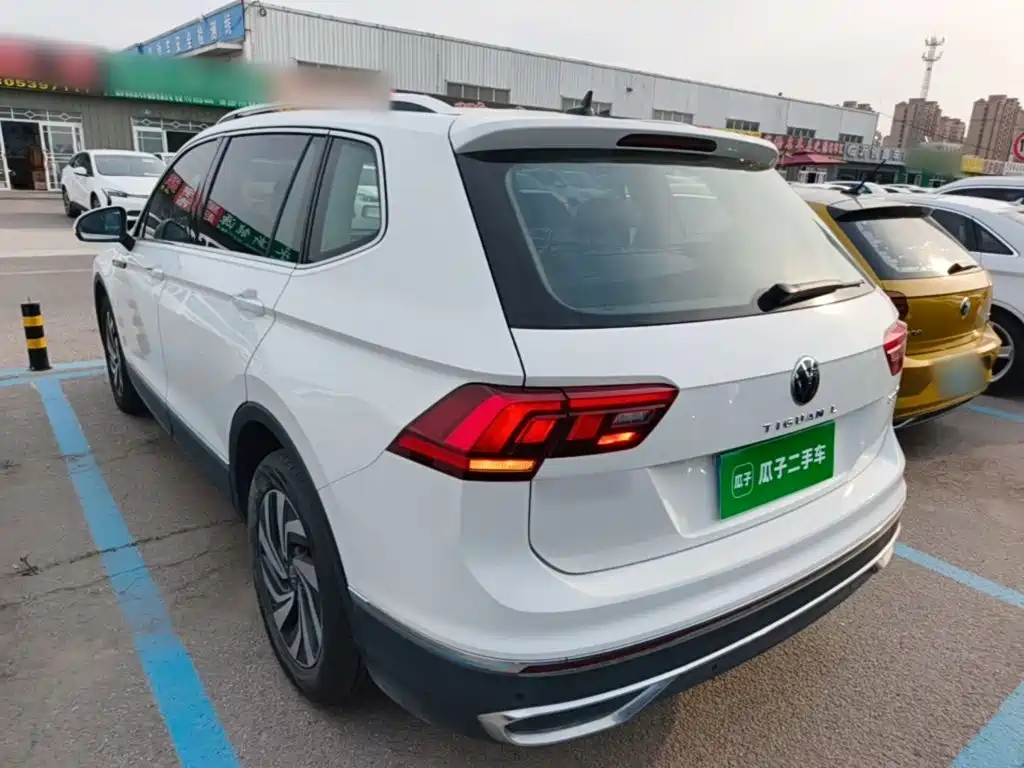Tiguan L 300 TSI Auto 2 WD Smart Enjoyment