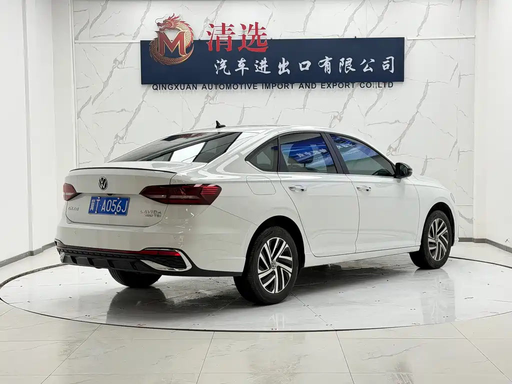 Lavida 280 TSI DSG Starry Sky Manyi