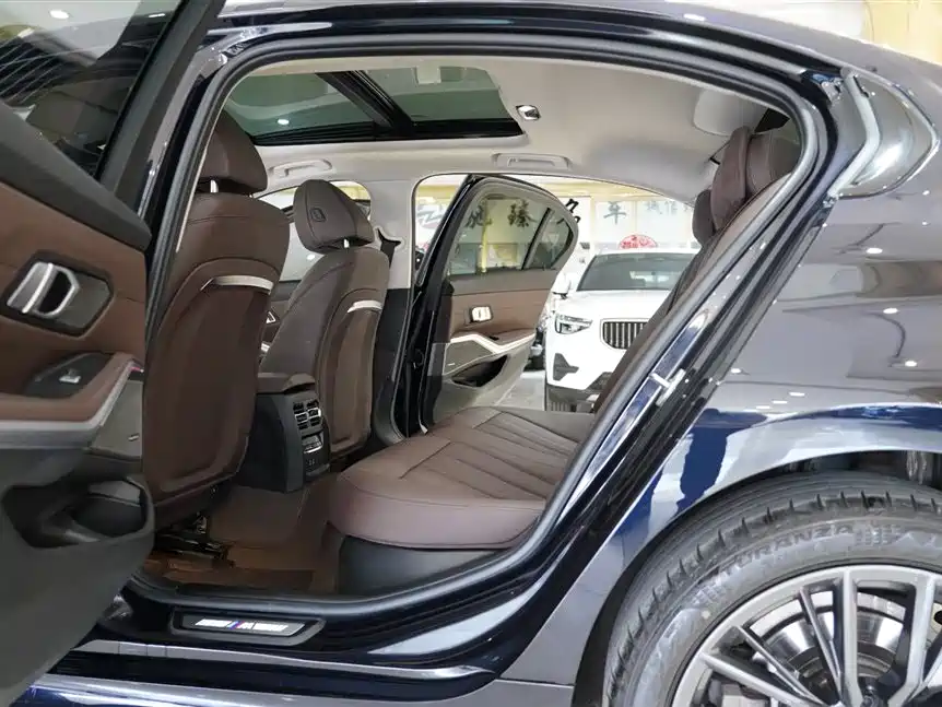 BMW 3 Series 325 Li M Sport Night Package