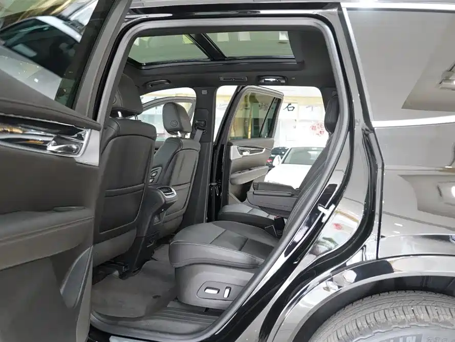 Cadillac XT6 2.0 T 6-seat 4 WD Luxury Executive Classic