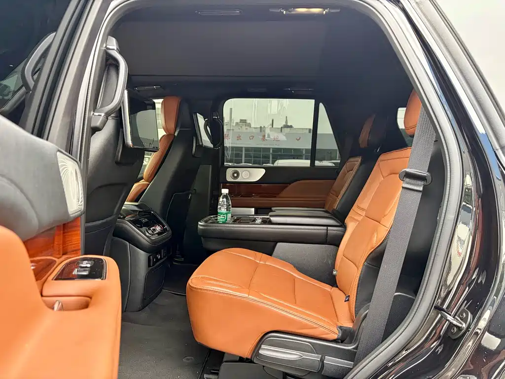 Navigator 3.5 T Honor Shine CN-VI