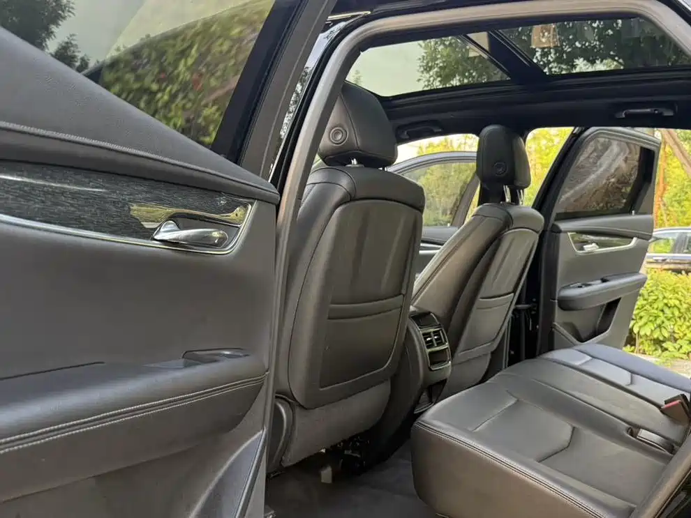 Cadillac XT5 2.0 T 2 WD Luxury