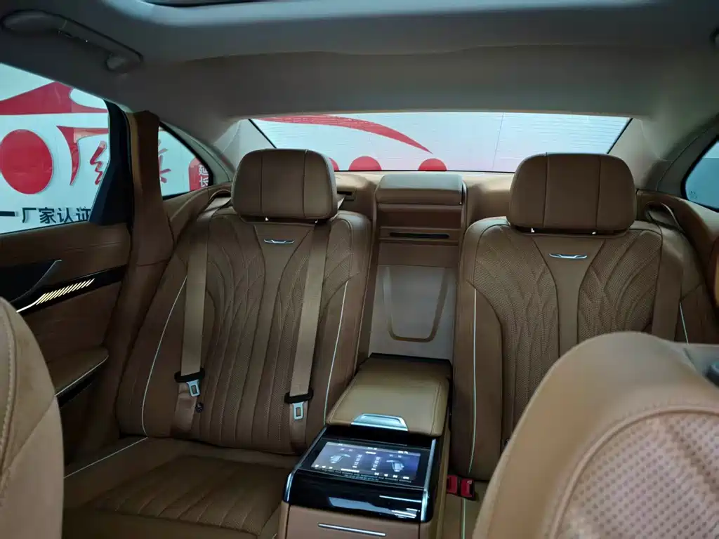 Hongqi H9 2.0 T Flagship Smooth Private Style