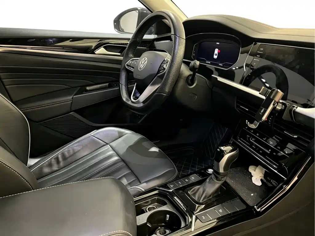 Passat NEV 帕萨特插电混动 2023款 430 PHEV 混动精英版