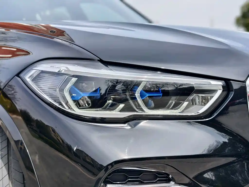BMW X5 Facelift xDrive 40 Li M Sport Package