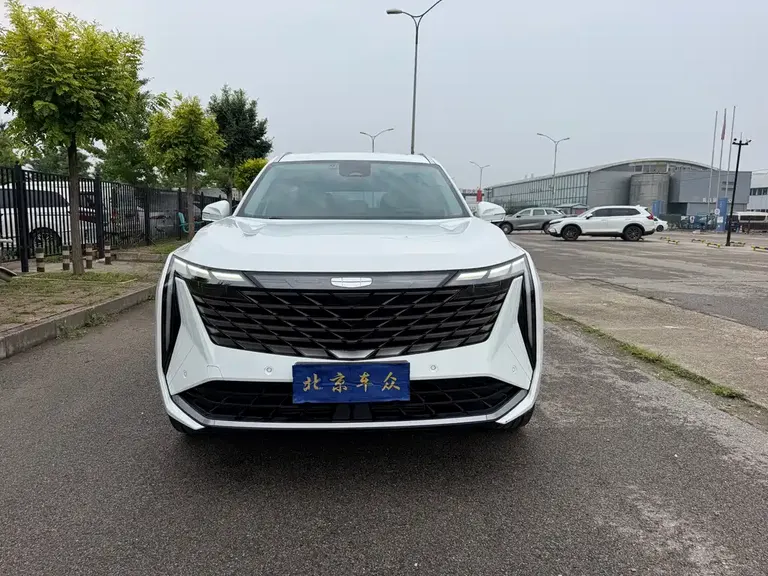 Geely Boyue L 1.5 TD DCT Distinguished