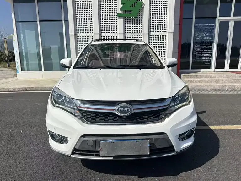 BYD S7 2.0 T Auto Distinguished