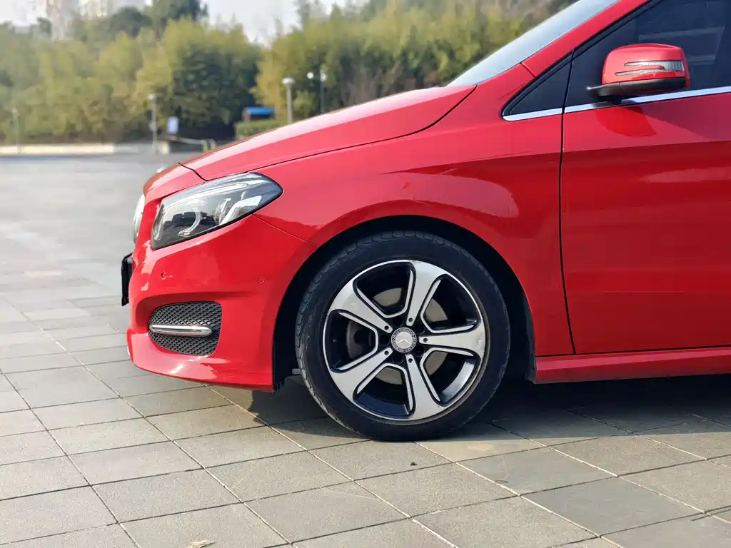 Mercedes-Benz B-Class B 200 Fashion