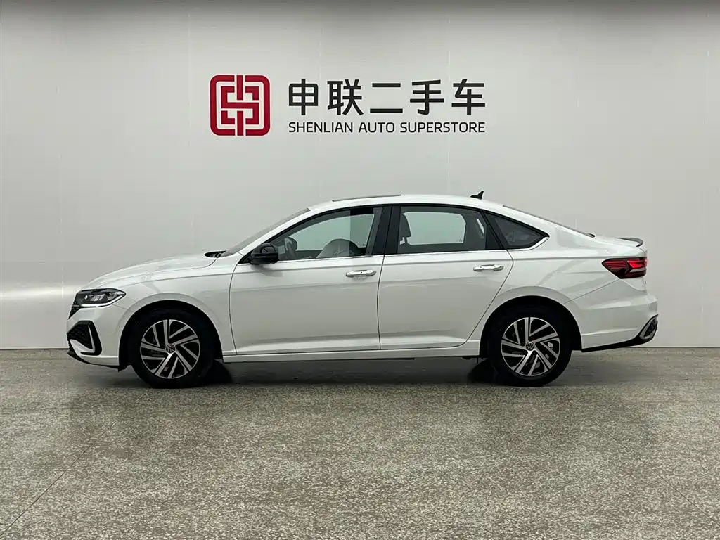Lavida 300 TSI DSG Starry Sky Leading