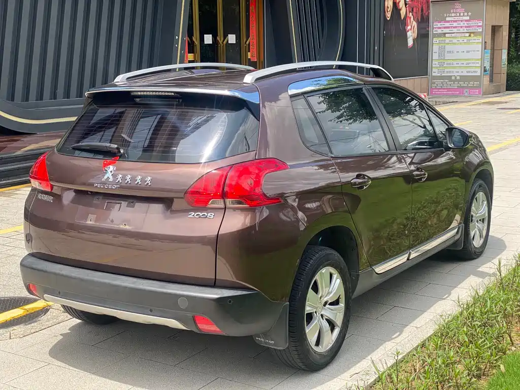 Peugeot 2008 2014 1.6 L Auto Fashion
