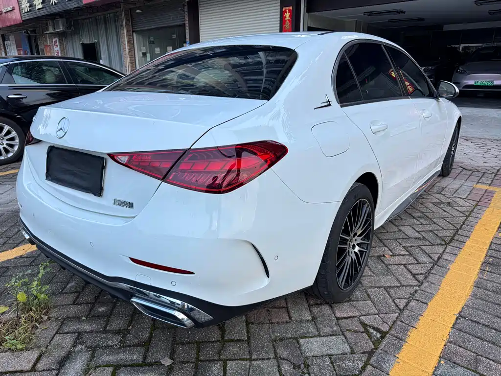 Mercedes-Benz C-Class Facelift C 200 L Sport