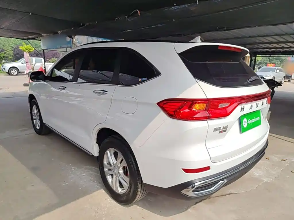 Haval M6 PLUS 1.5 T DCT Elite Connected