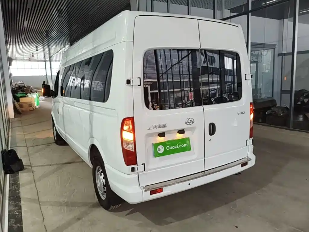 Xintu V80 2.0 T Manual Classic Aoyuntong LWB Mid Roof 6 7 8 9-seat
