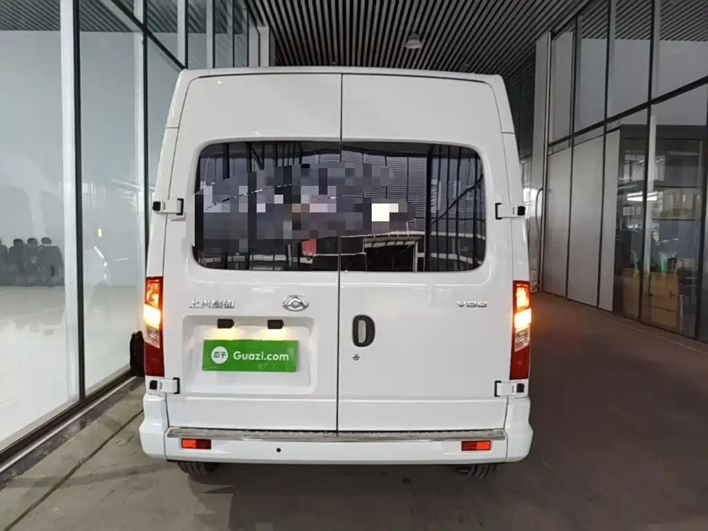 Xintu V80 2.0 T Manual Classic Aoyuntong LWB Mid Roof 6 7 8 9-seat