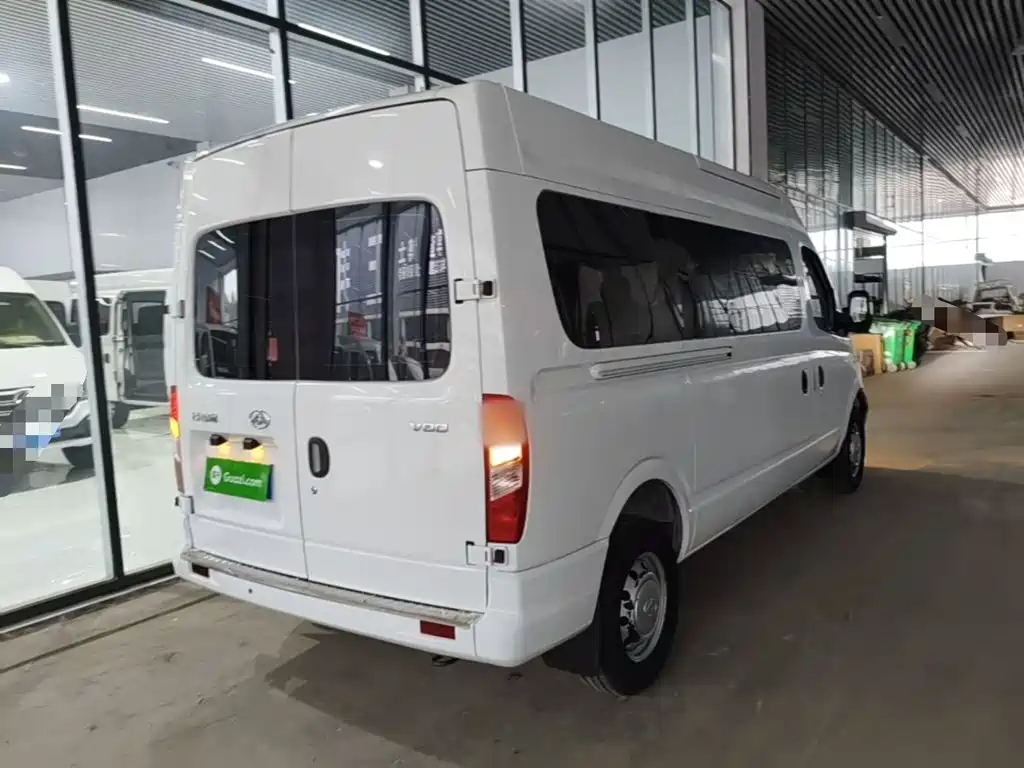 Xintu V80 2.0 T Manual Classic Aoyuntong LWB Mid Roof 6 7 8 9-seat