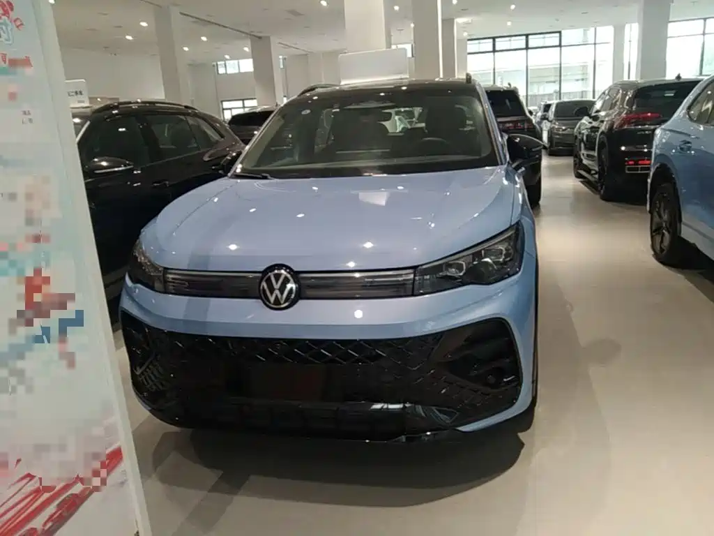 Tiguan L PRO 380 TSI 4 WD R-Line Smart Leading