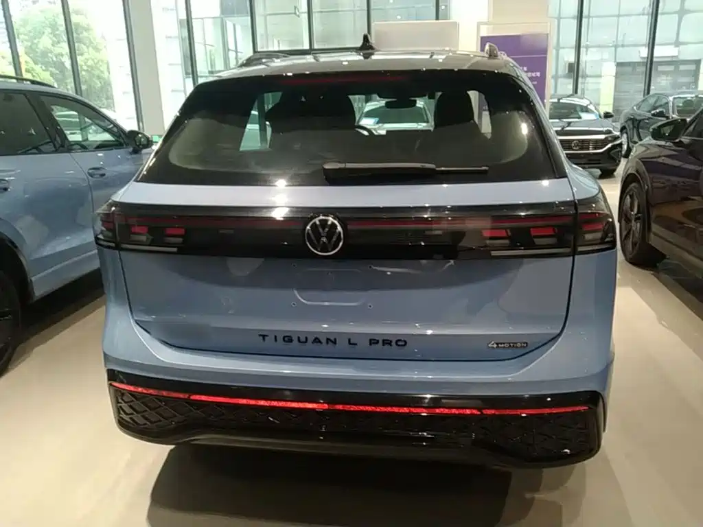 Tiguan L PRO 380 TSI 4 WD R-Line Smart Leading