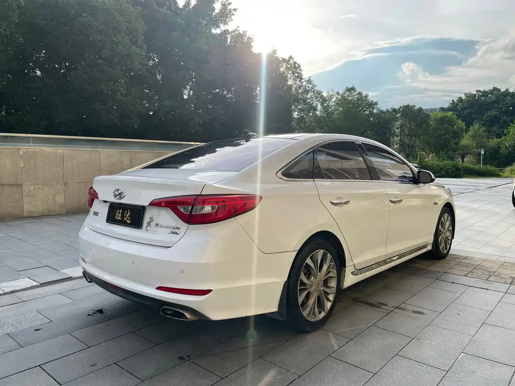 Sonata 1.6 T GLX Leading